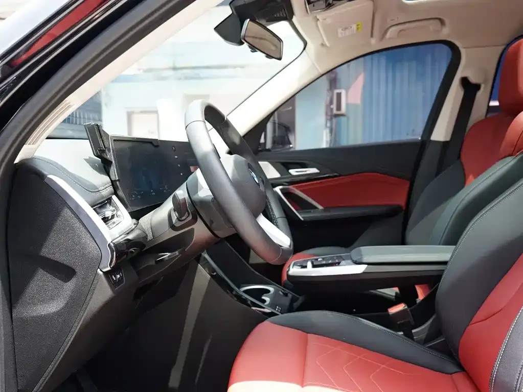 BMW X1 2024 из CN, фото 3