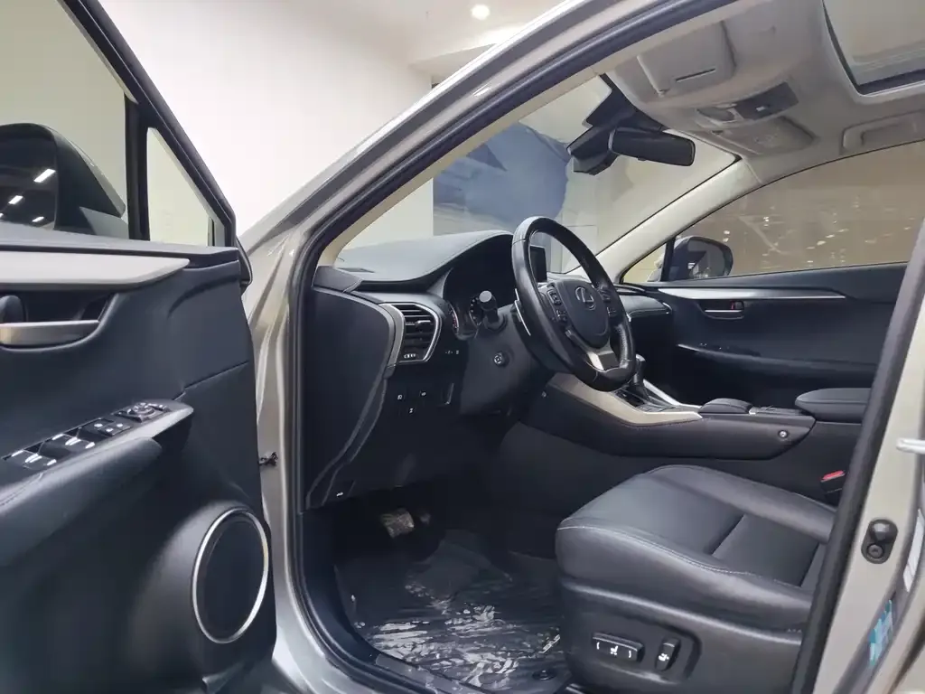 Lexus NX 2021 из CN, фото 9
