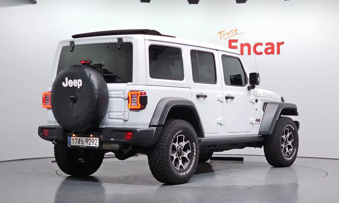 Jeep Wrangler — фото 3