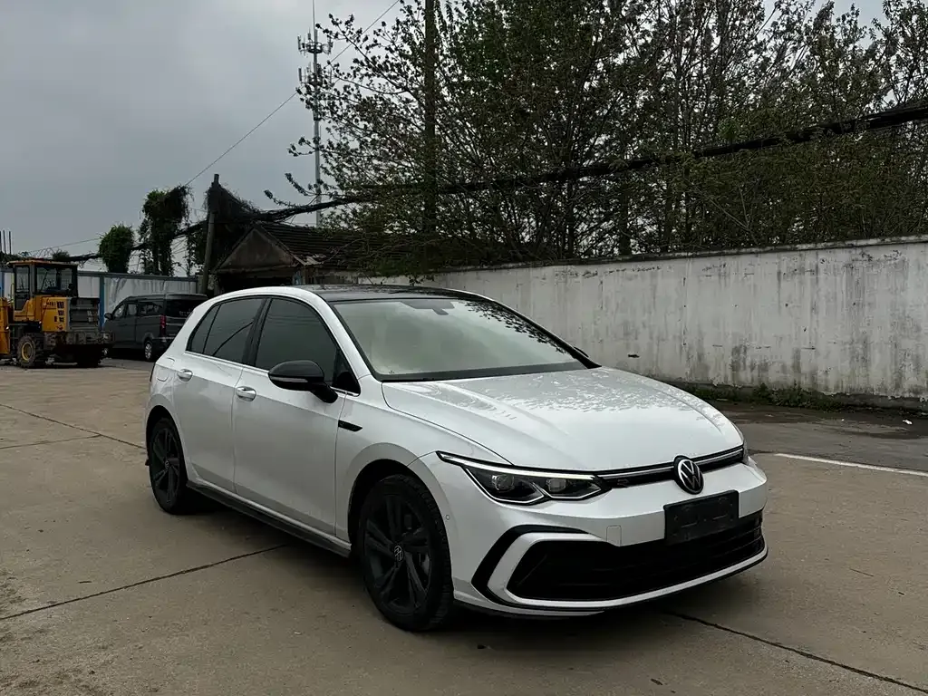 Volkswagen Golf 2022 из CN, фото 8