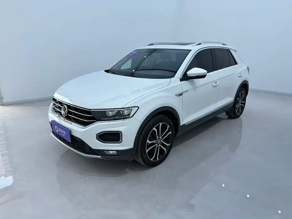 Volkswagen T-Roc — фото 1