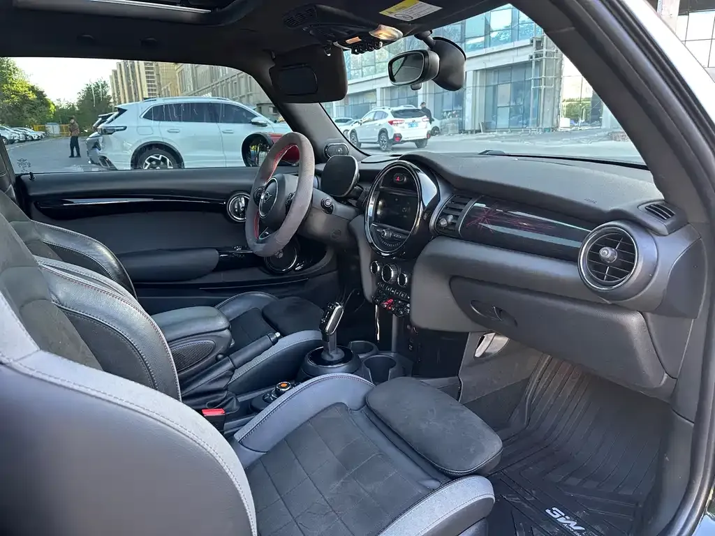 MINI JCW (John Cooper Works) 2021 из CN, фото 5