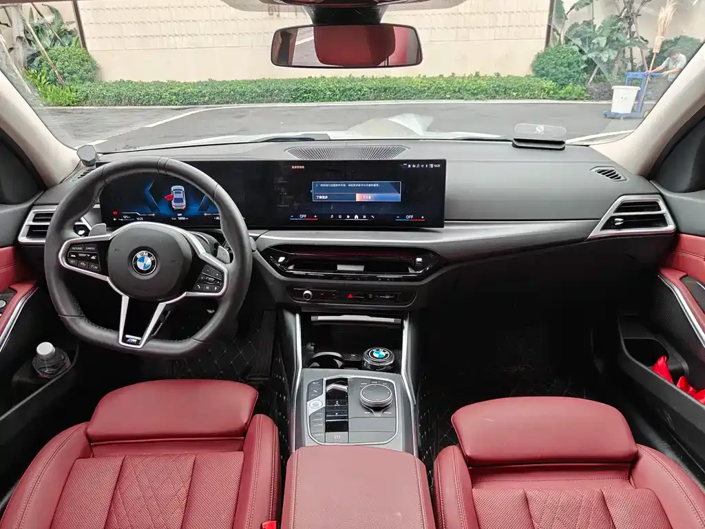 BMW 3 Series 2025 из CN, фото 3