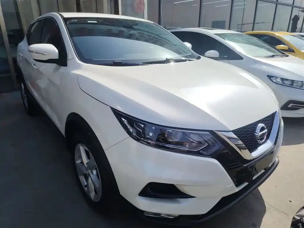 Nissan Qashqai — фото 4
