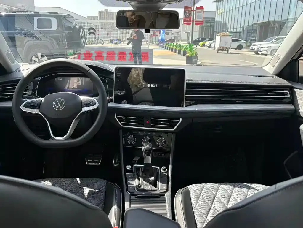 Volkswagen Sagitar 2023 из CN, фото 4