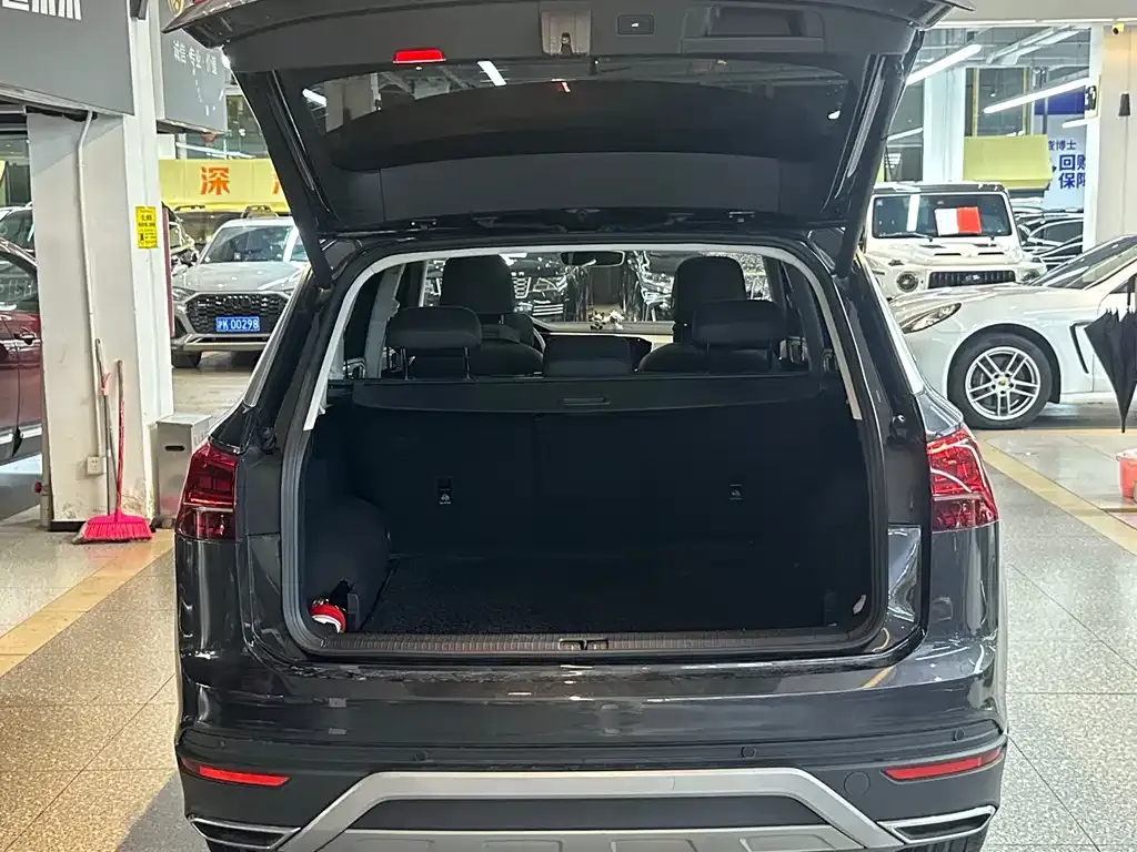 Volkswagen Tayron 2021 из CN, фото 4