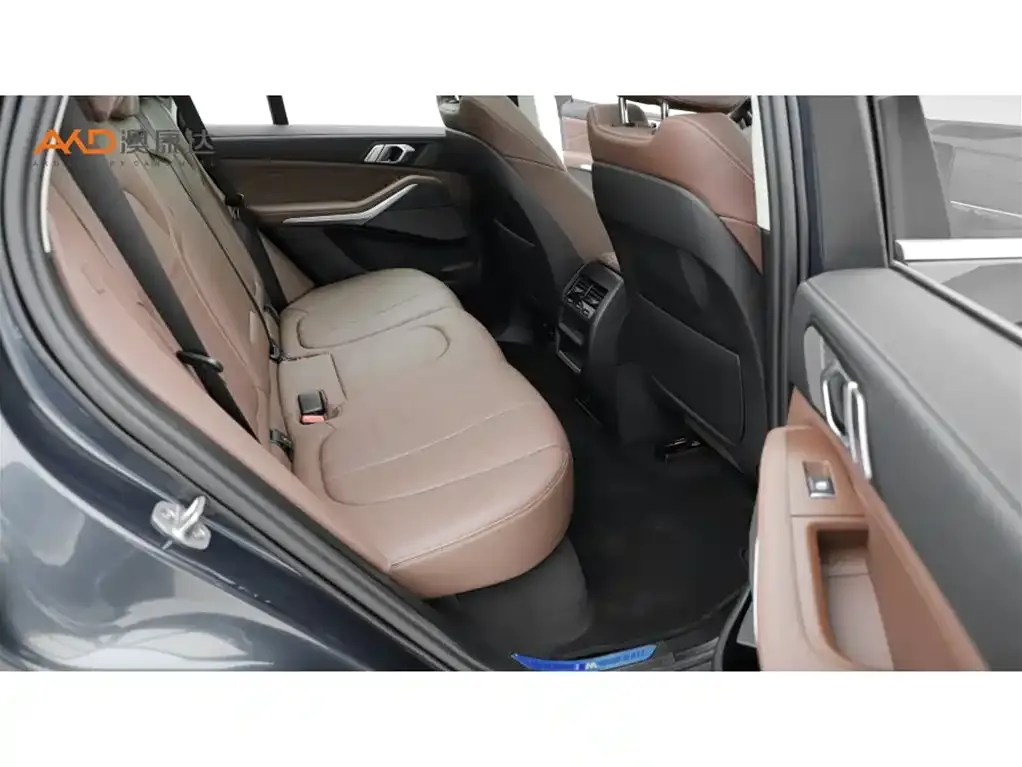 BMW X5 (Import) — фото 6
