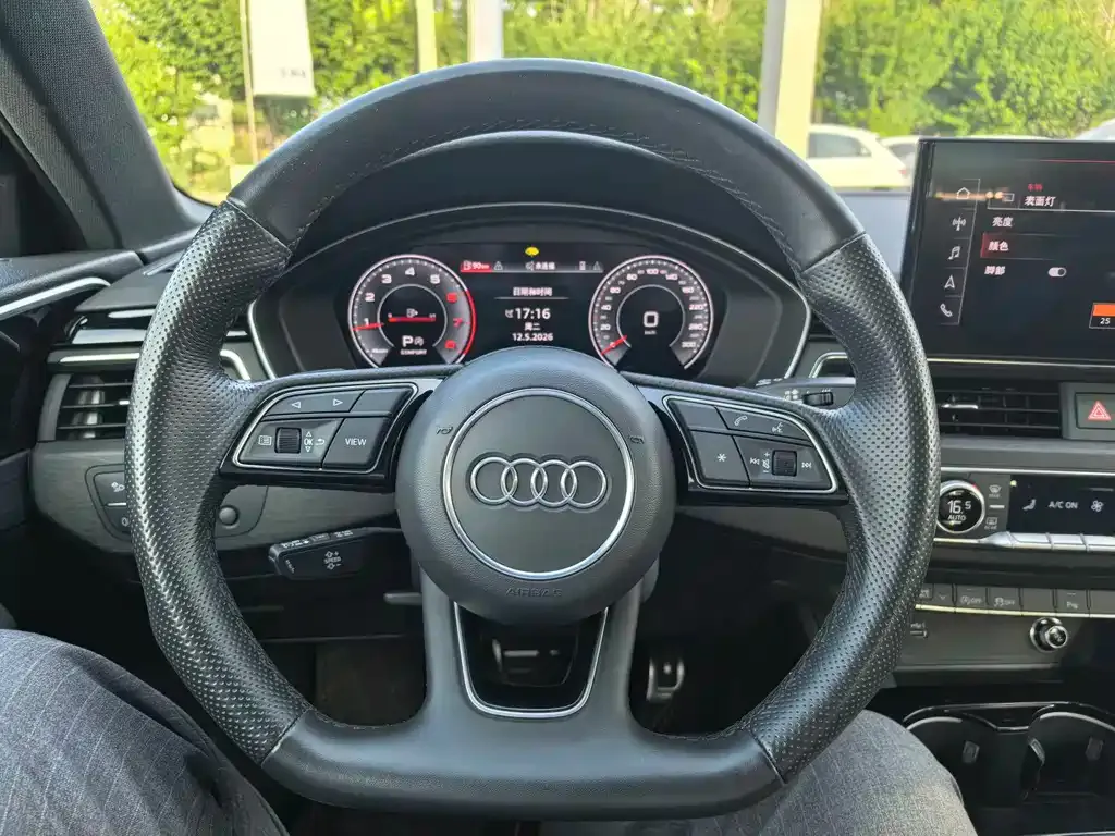 Audi A4L 2024 из CN, фото 3