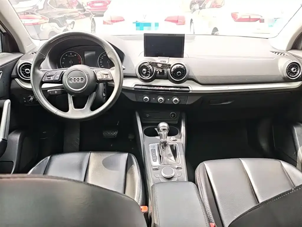 Audi Q2L 2021 из CN, фото 6