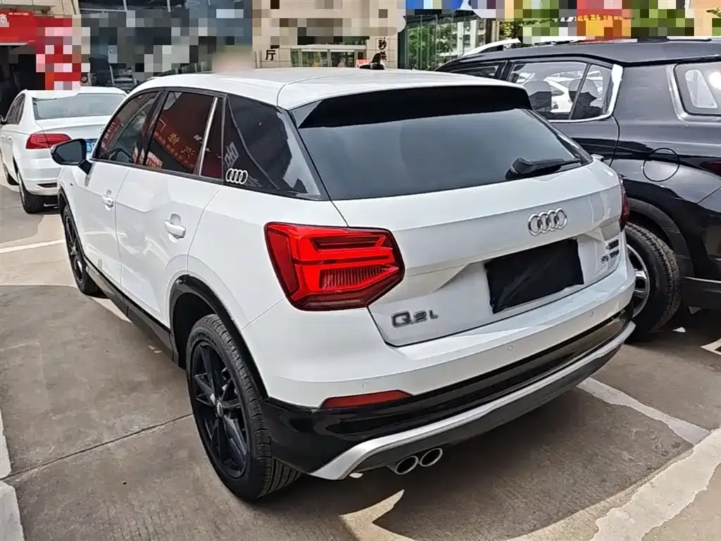 Audi Q2L 2021 из CN, фото 4