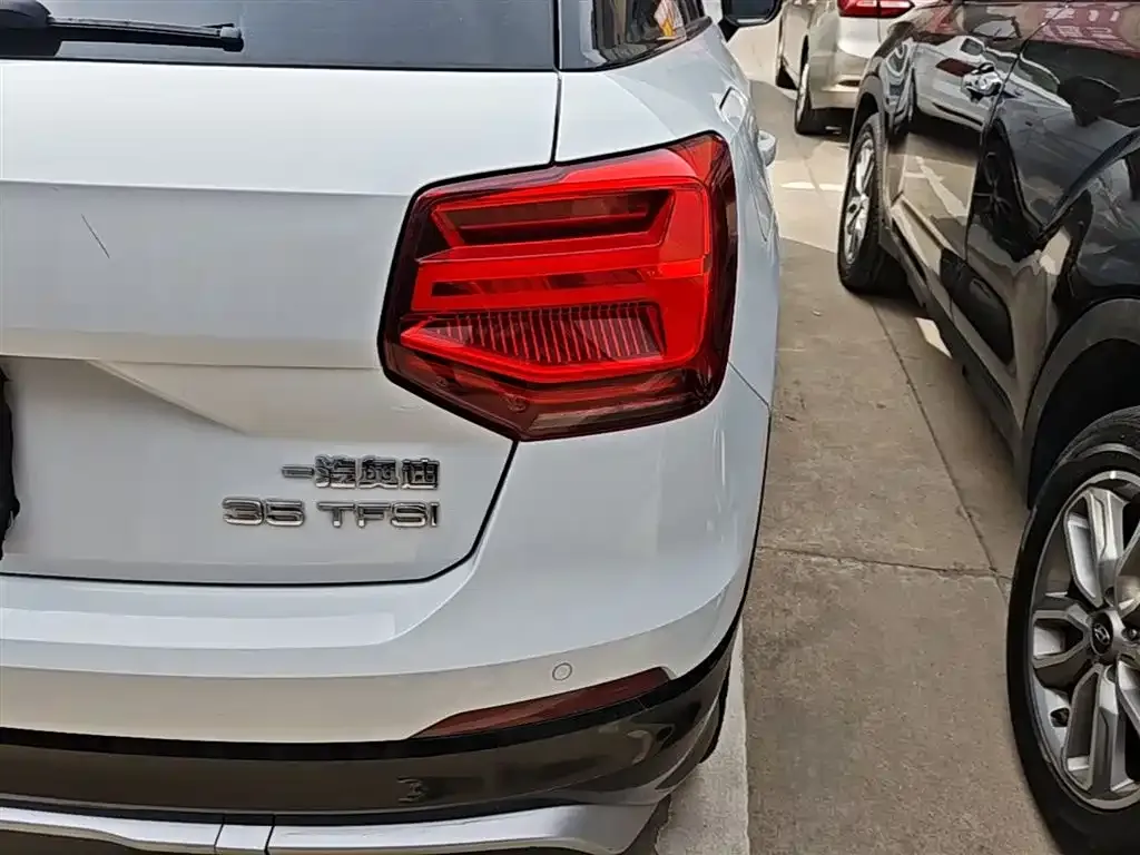 Audi Q2L 2021 из CN, фото 8