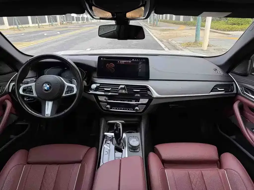 BMW 5 Series — фото 3