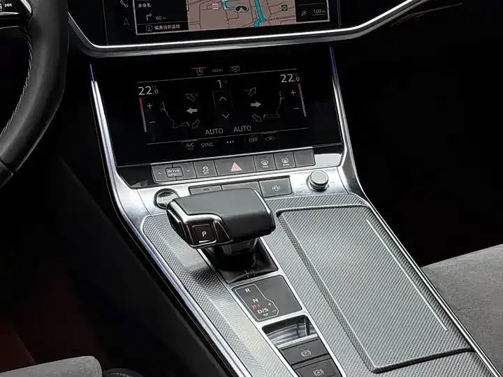 Audi A6L — фото 5