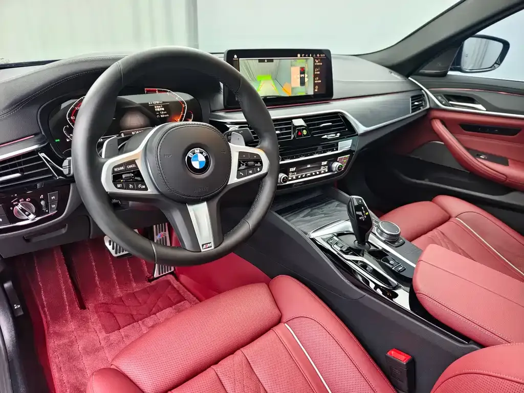 BMW 5 Series — фото 10