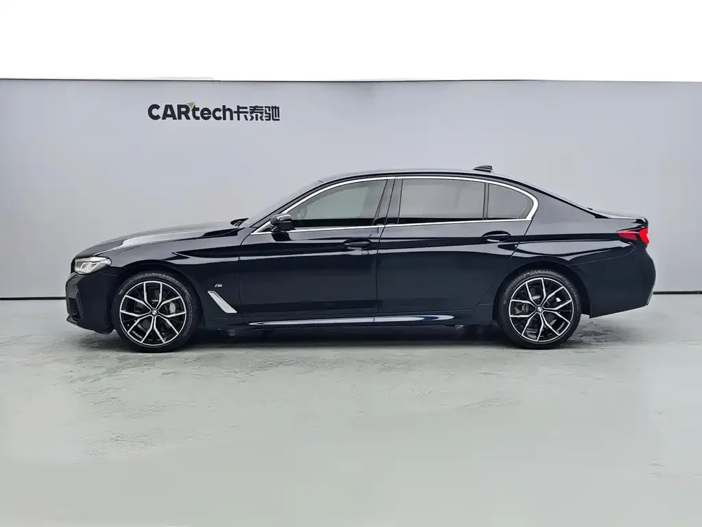BMW 5 Series — фото 2
