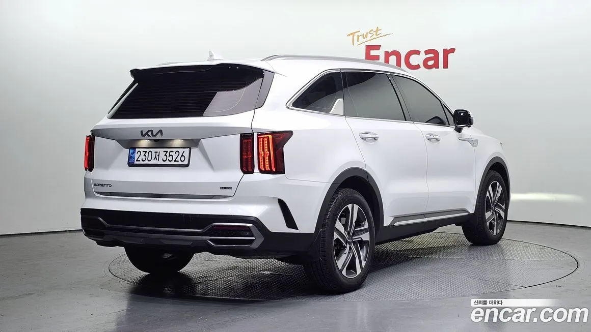Kia Sorento — фото 8