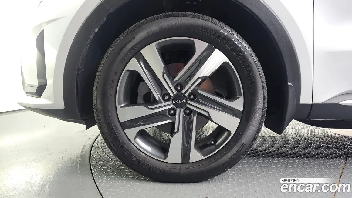 Kia Sorento — фото 10