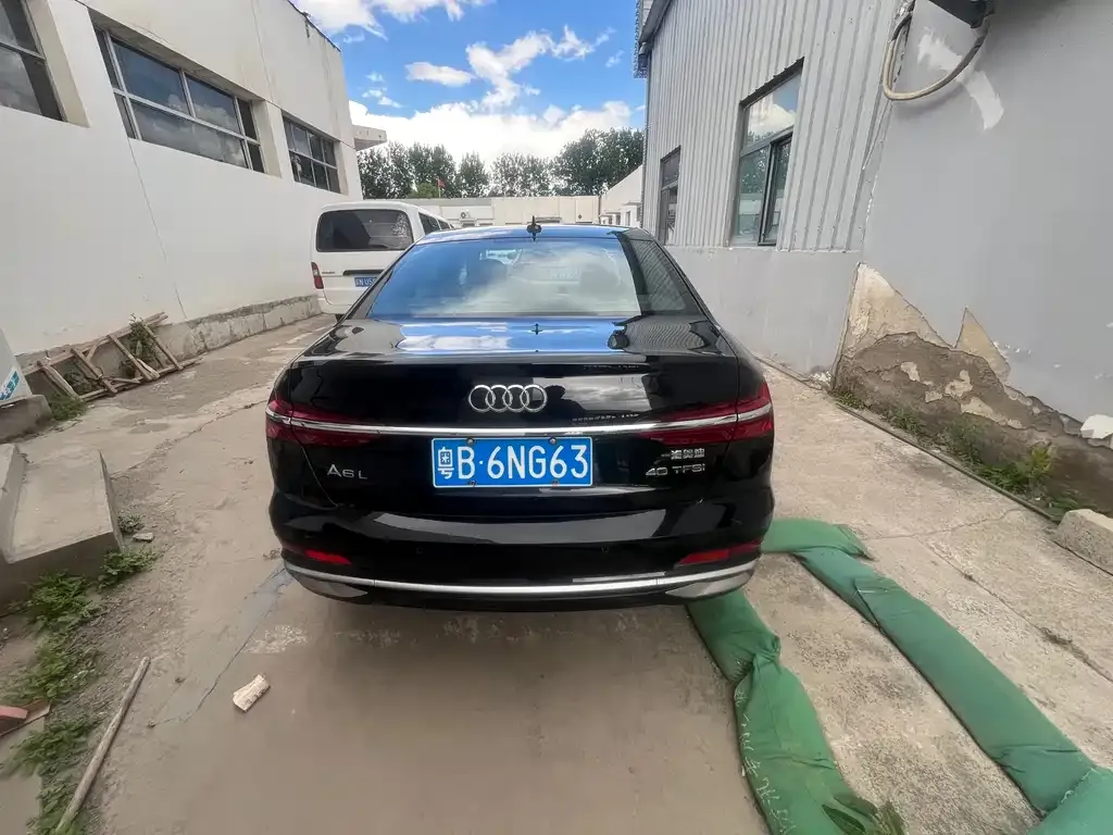 Audi A6L 2024 из CN, фото 7