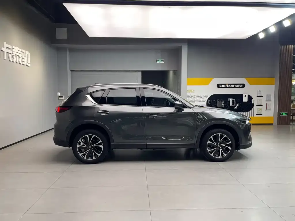 Mazda CX-5 2022 из CN, фото 2