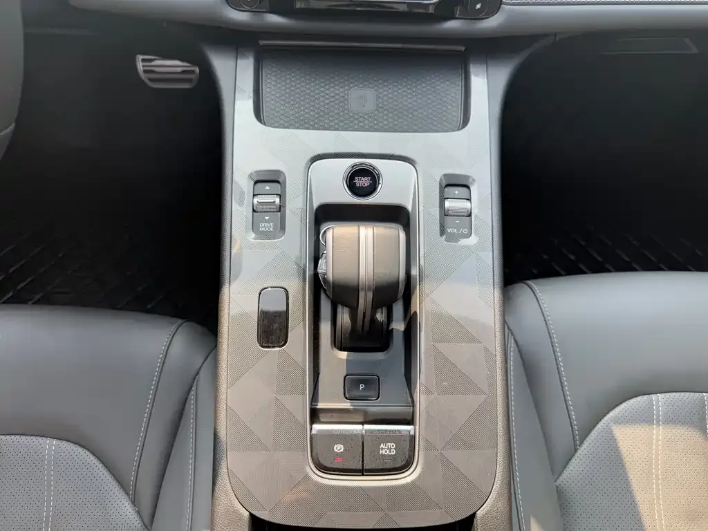GAC Motor Shadow Leopard — фото 7