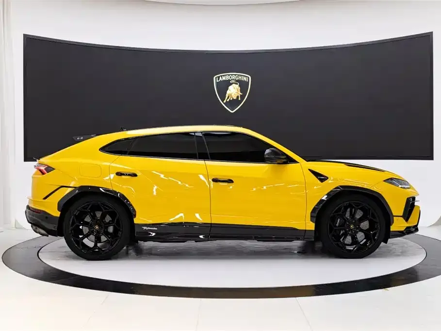 Lamborghini Urus — фото 4
