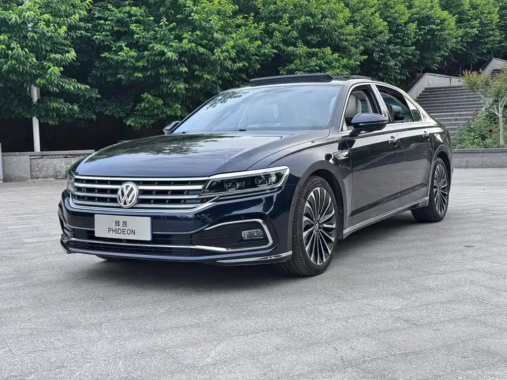 Volkswagen Phideon — фото 7
