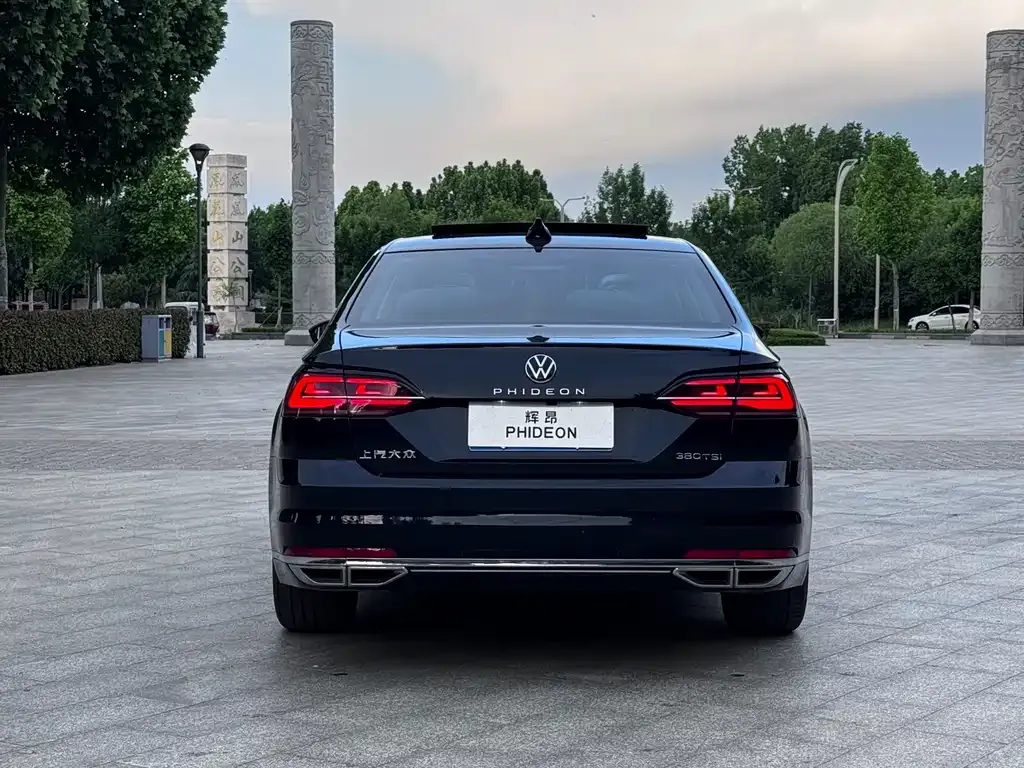 Volkswagen Phideon — фото 2