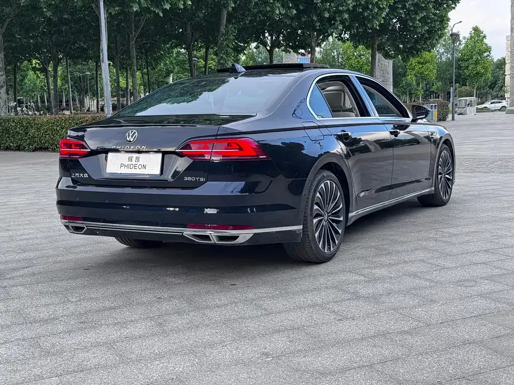 Volkswagen Phideon — фото 3