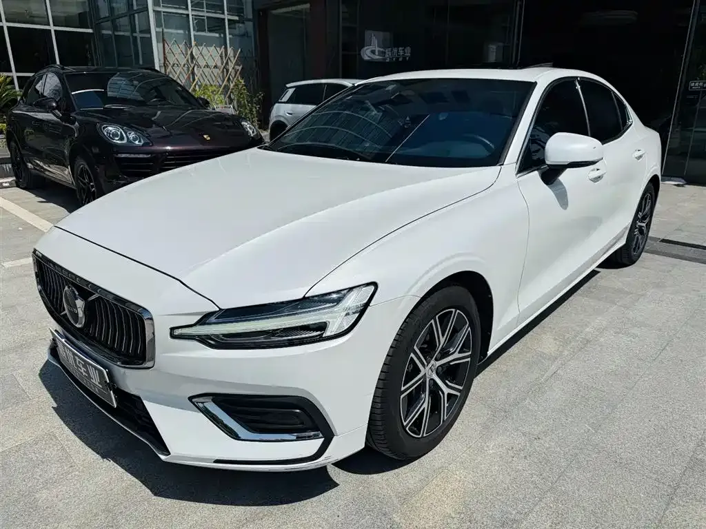 Volvo S60