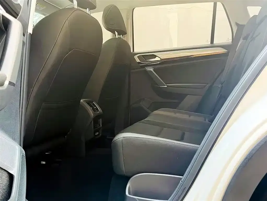 Volkswagen Tayron 2021 из CN, фото 2