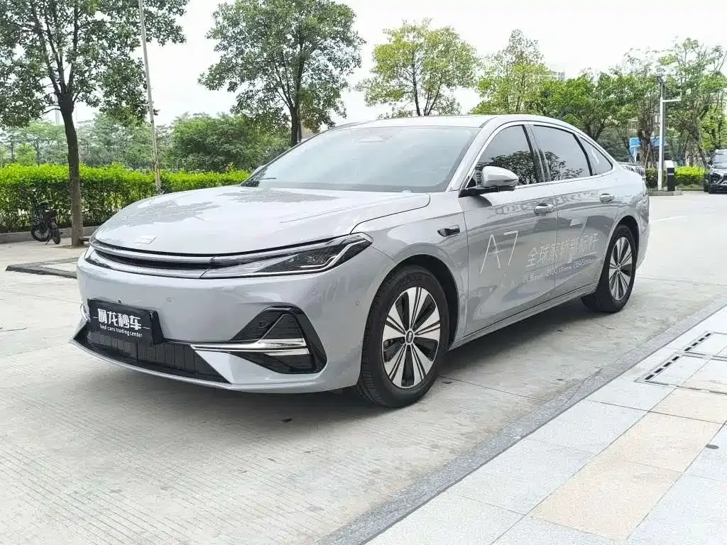 Geely Galaxy A7 — фото 1