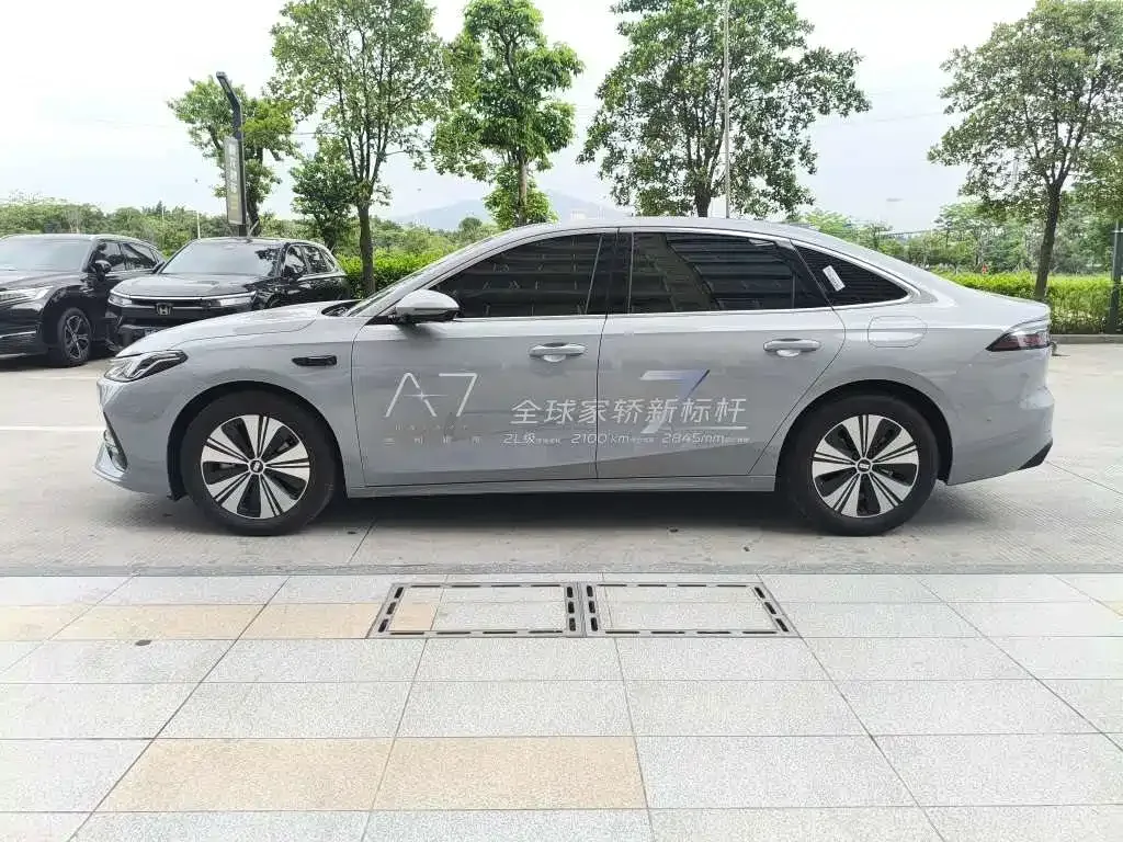 Geely Galaxy A7 — фото 9
