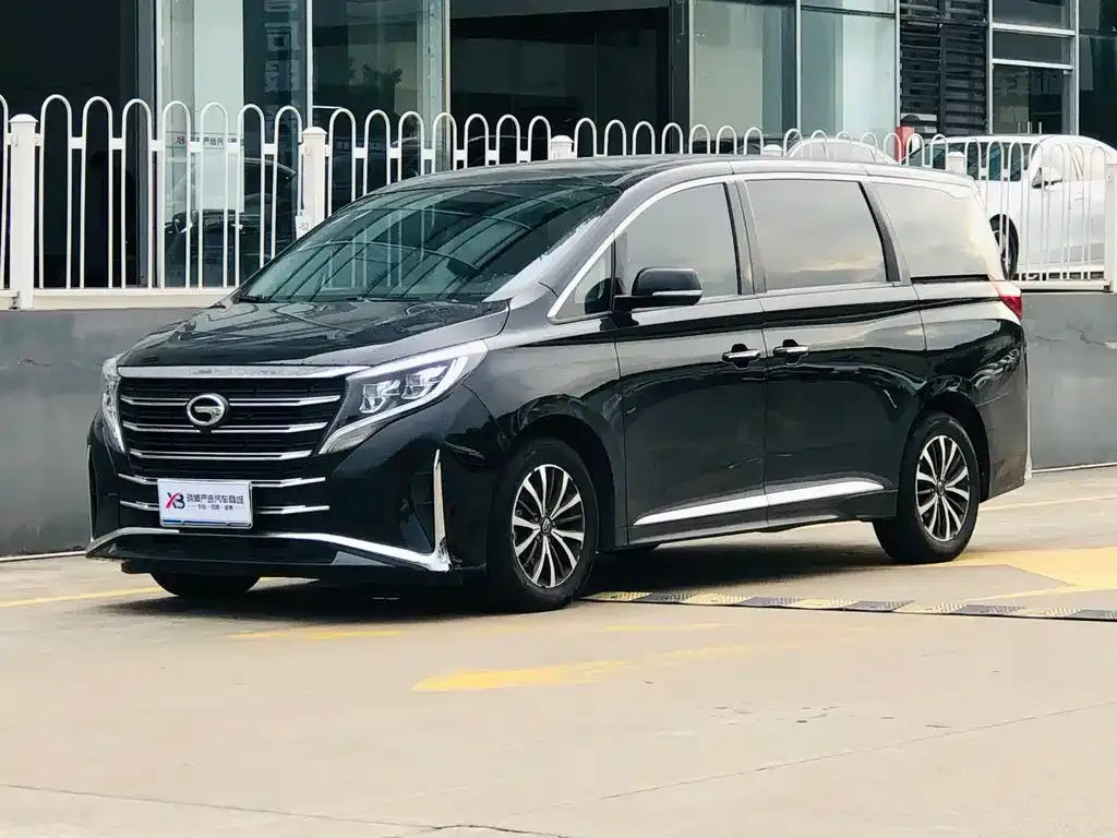 GAC Motor Trumpchi M8 — фото 1