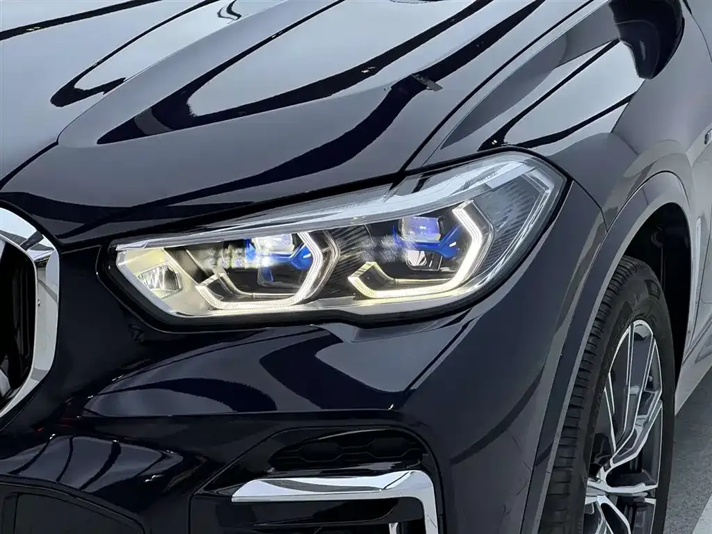BMW X5 — фото 2