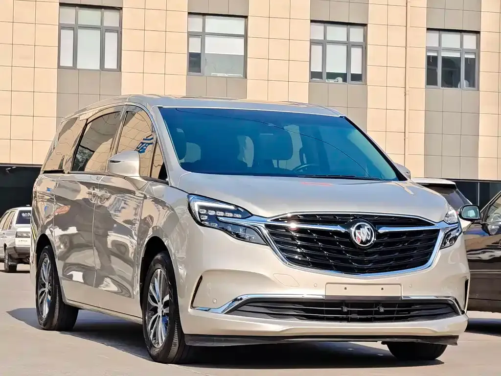 Buick GL8 2022 из CN, фото 3
