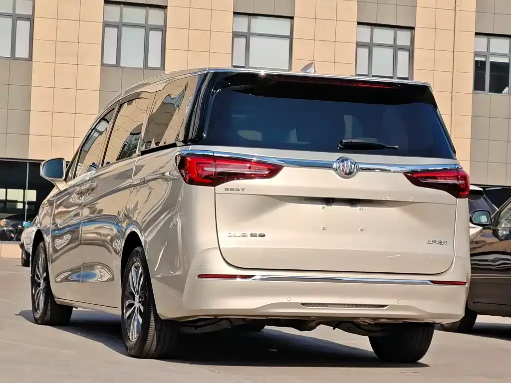 Buick GL8 2022 из CN, фото 4
