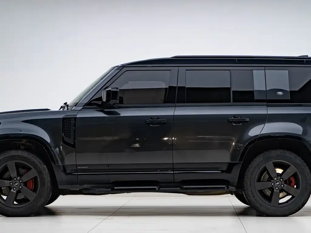 Land Rover Defender — фото 6