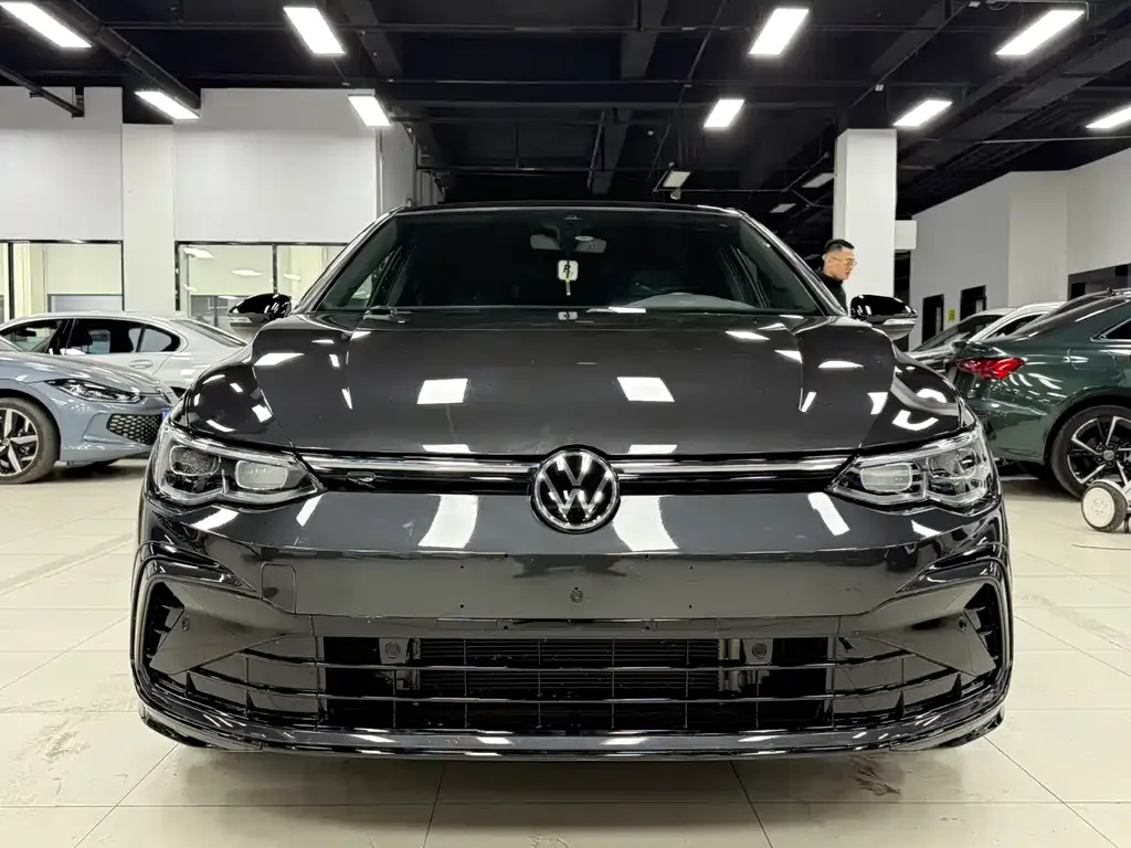 Volkswagen Golf 2022 из CN, фото 4