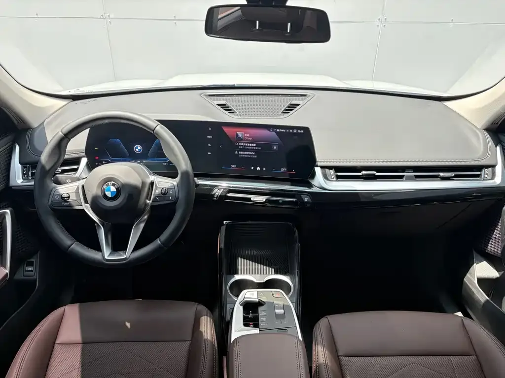 BMW X1 — фото 2