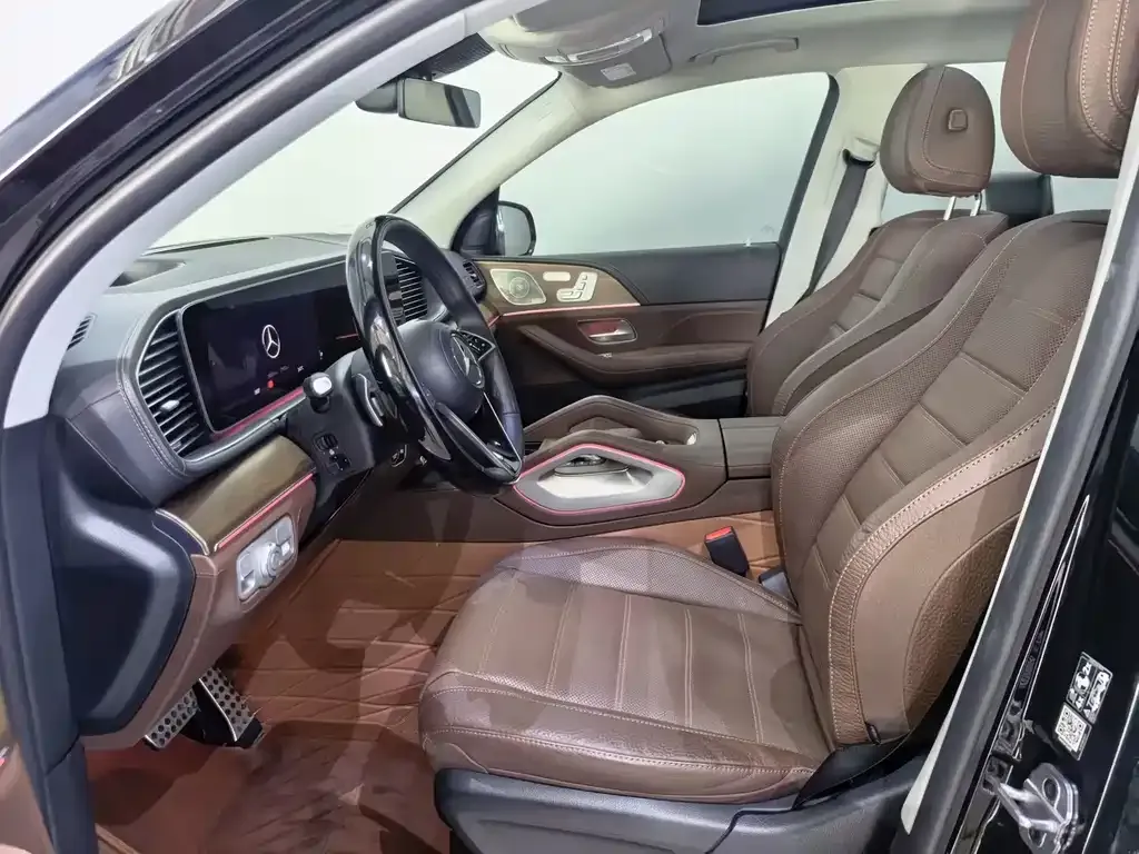 Mercedes-Benz GLS 2024 из CN, фото 4
