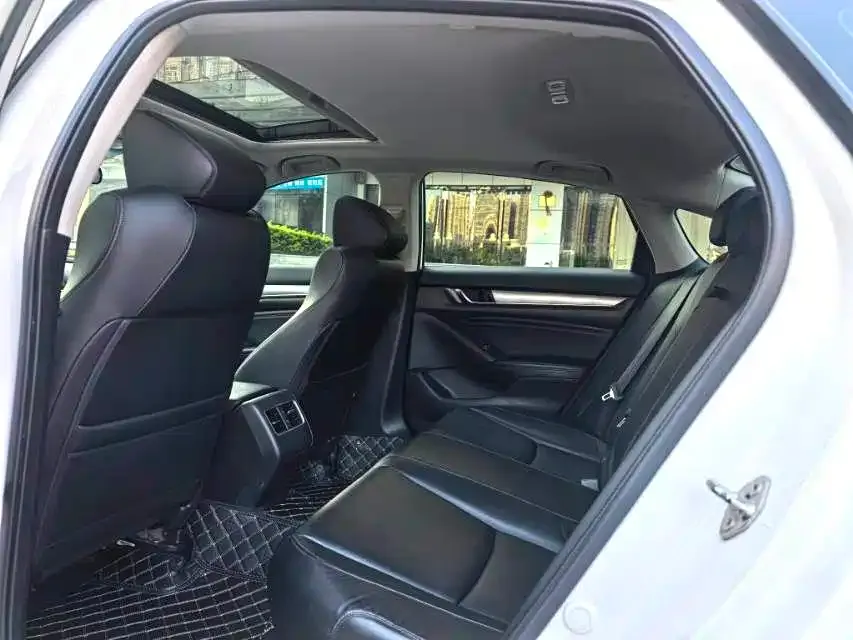 Honda Accord 2022 из CN, фото 2