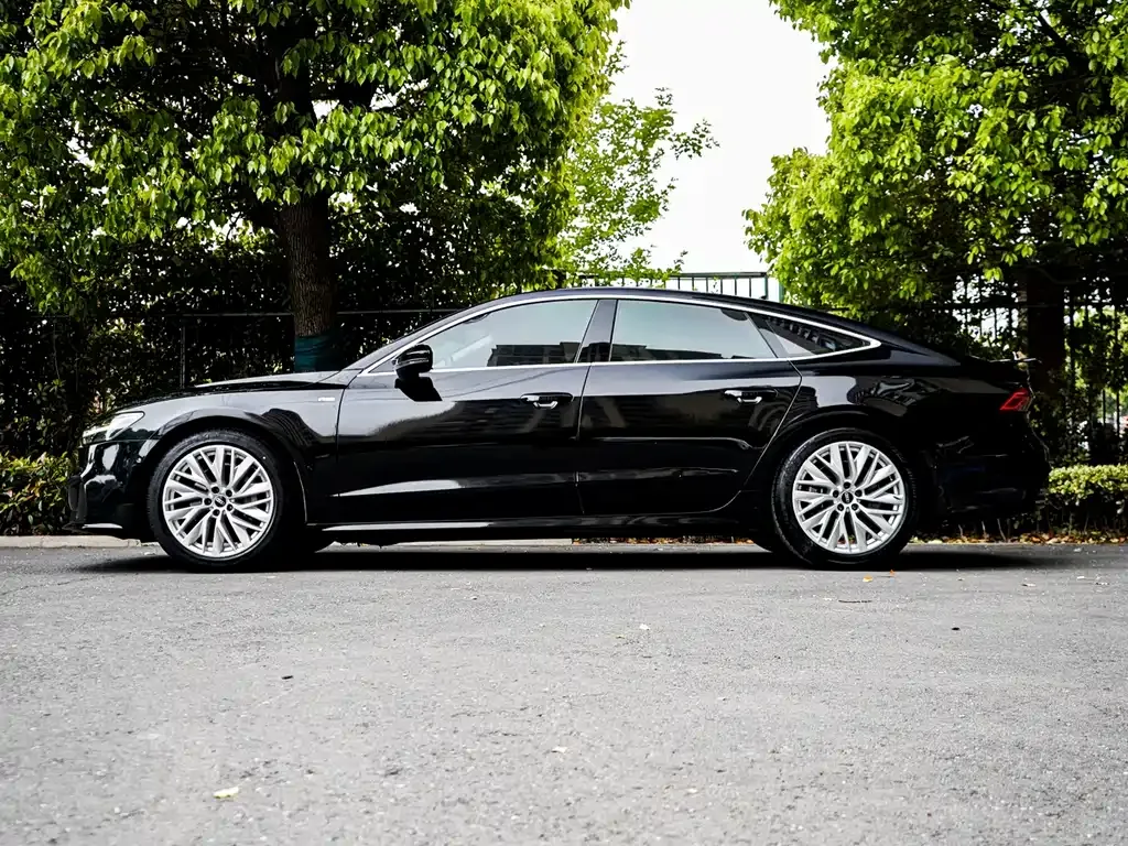 Audi A7 2021 из CN, фото 9