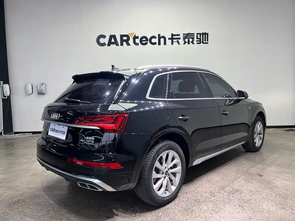 Audi Q5L — фото 4