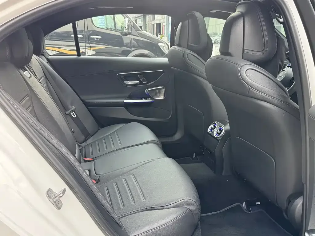Mercedes-Benz C-Class 2024 из CN, фото 3