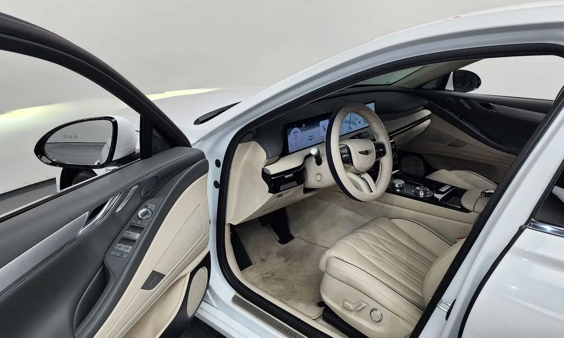 Genesis G80 — фото 10