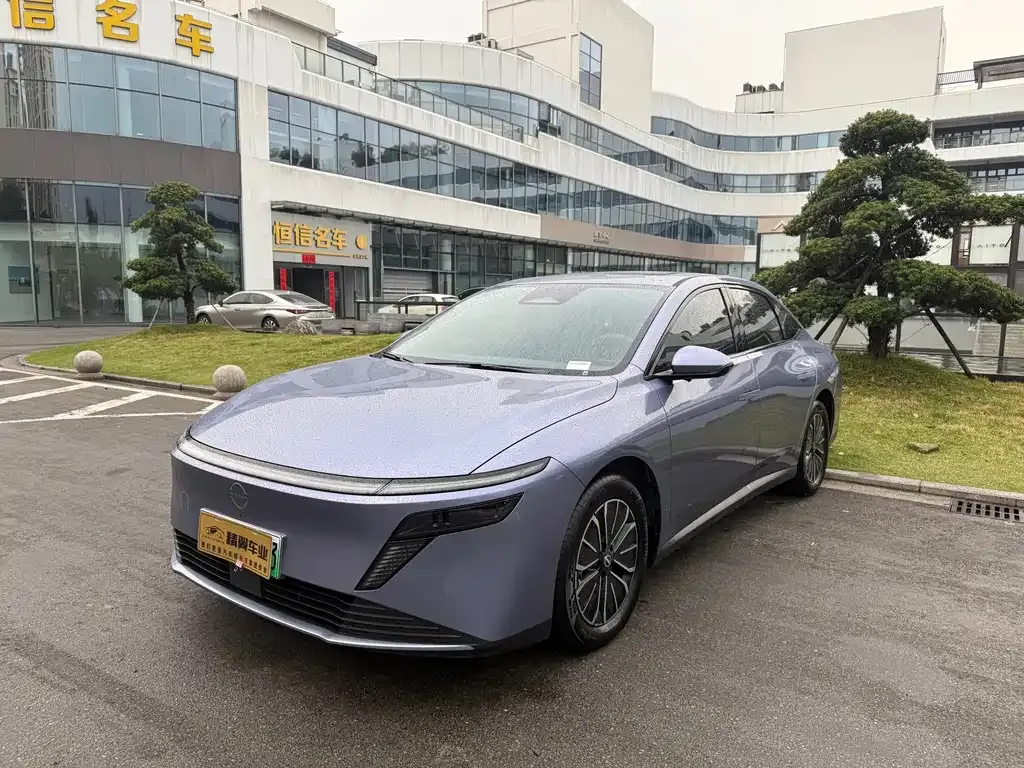 Nissan N6