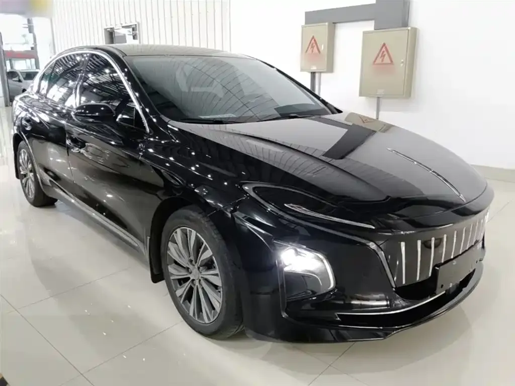 Hongqi E-QM5 — фото 2