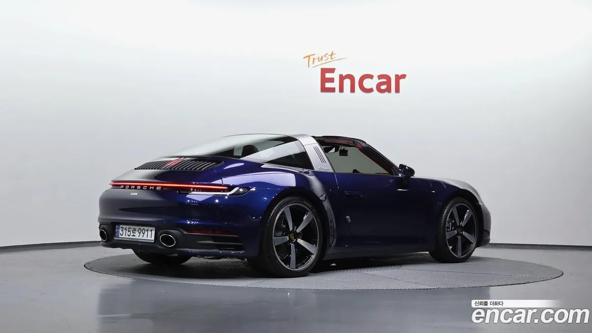 Porsche 911 2024 из KR, фото 6