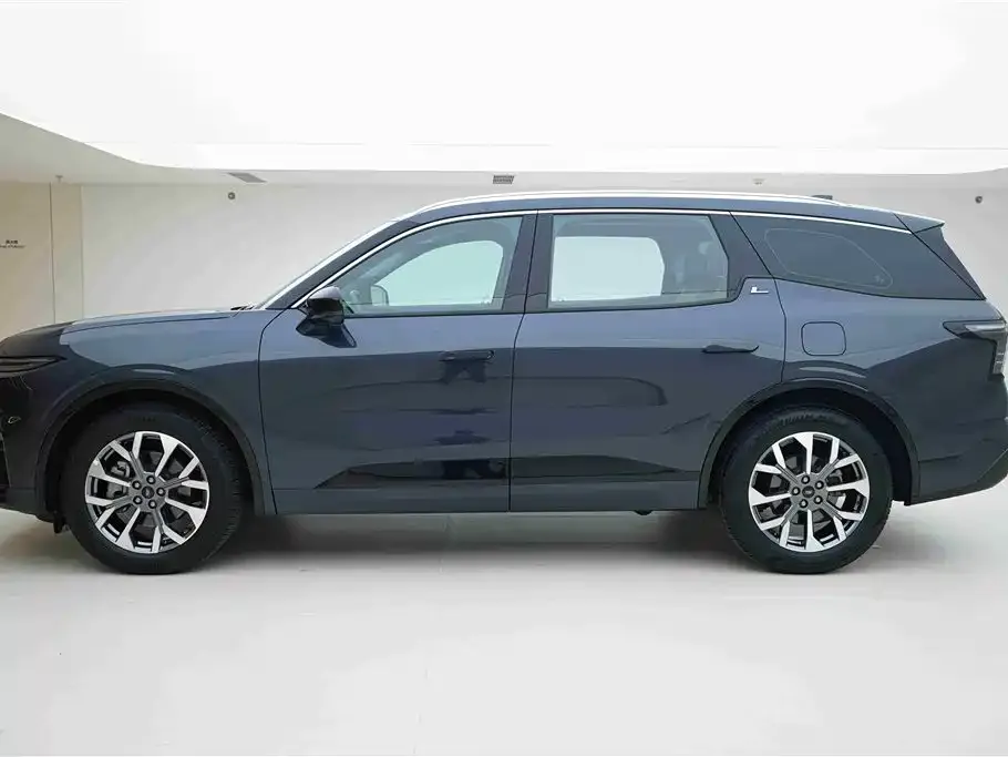 Ford Edge 2023 из CN, фото 5