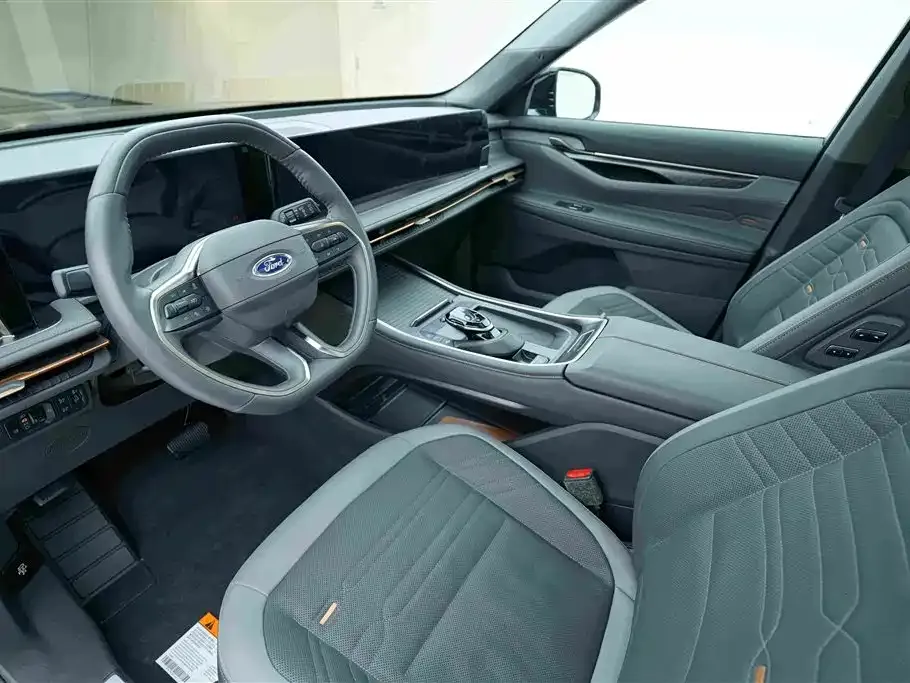 Ford Edge 2023 из CN, фото 6